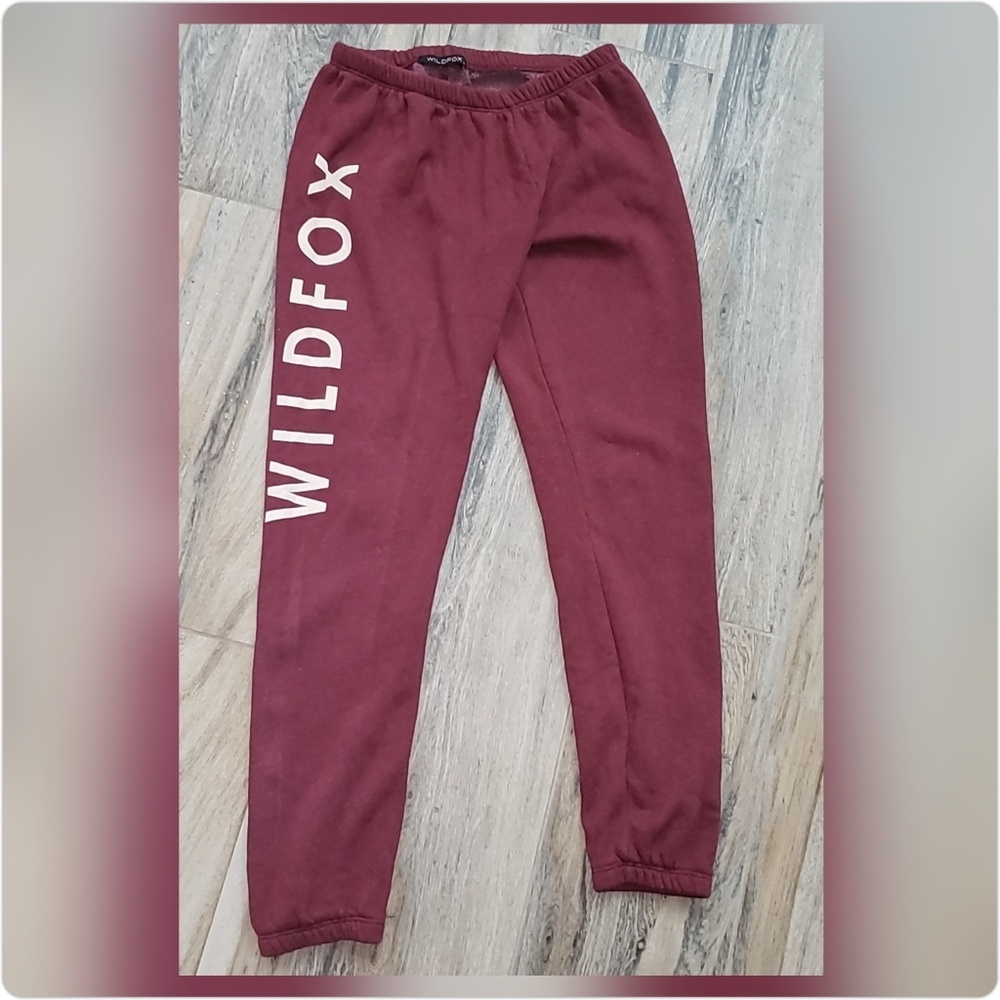 WILDFOX MEDIUM Size Burgundy SweatPants